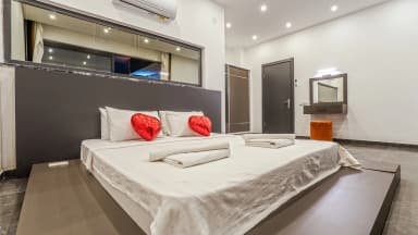 Villa Alfa Delta Korunaklı Havuz 63