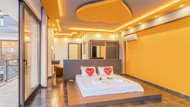 Villa Alfa Delta Korunaklı Havuz 51