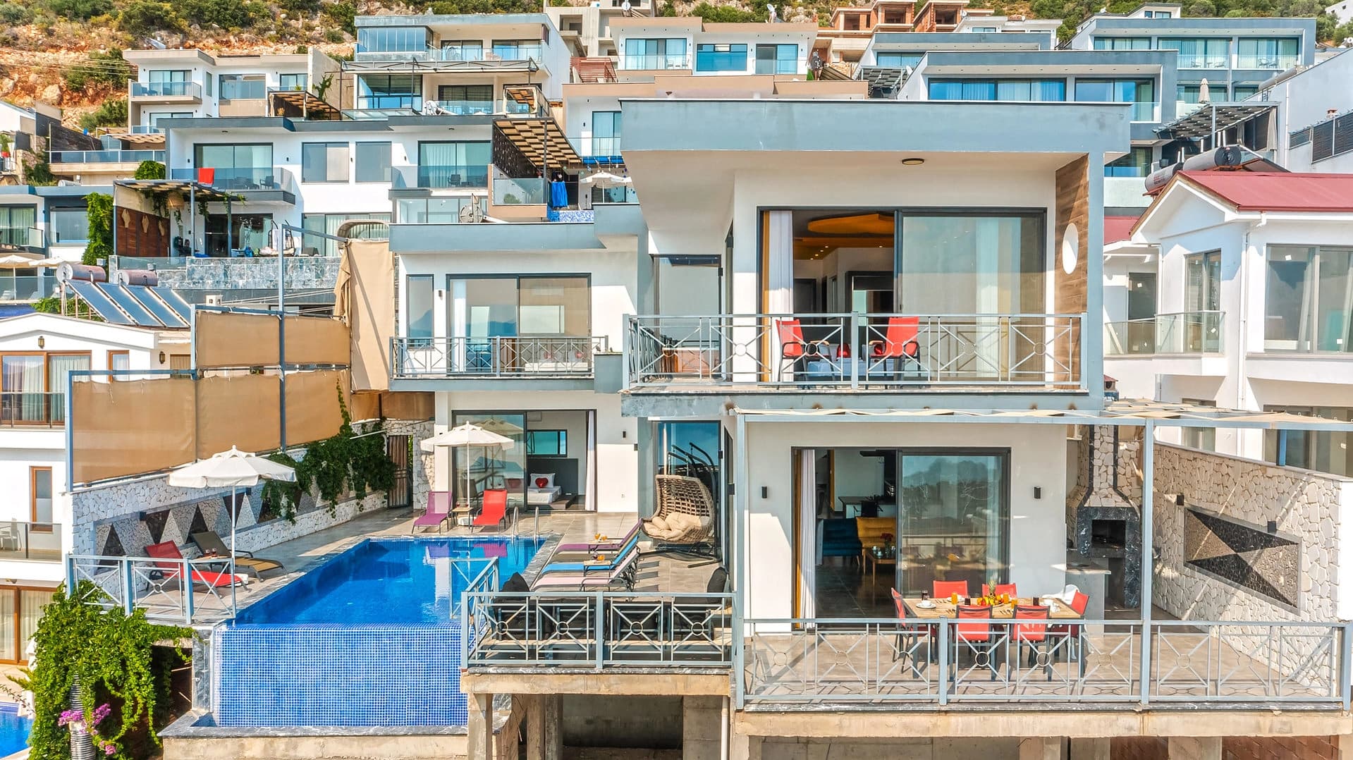 Villa Alfa Delta Korunaklı Havuz 33