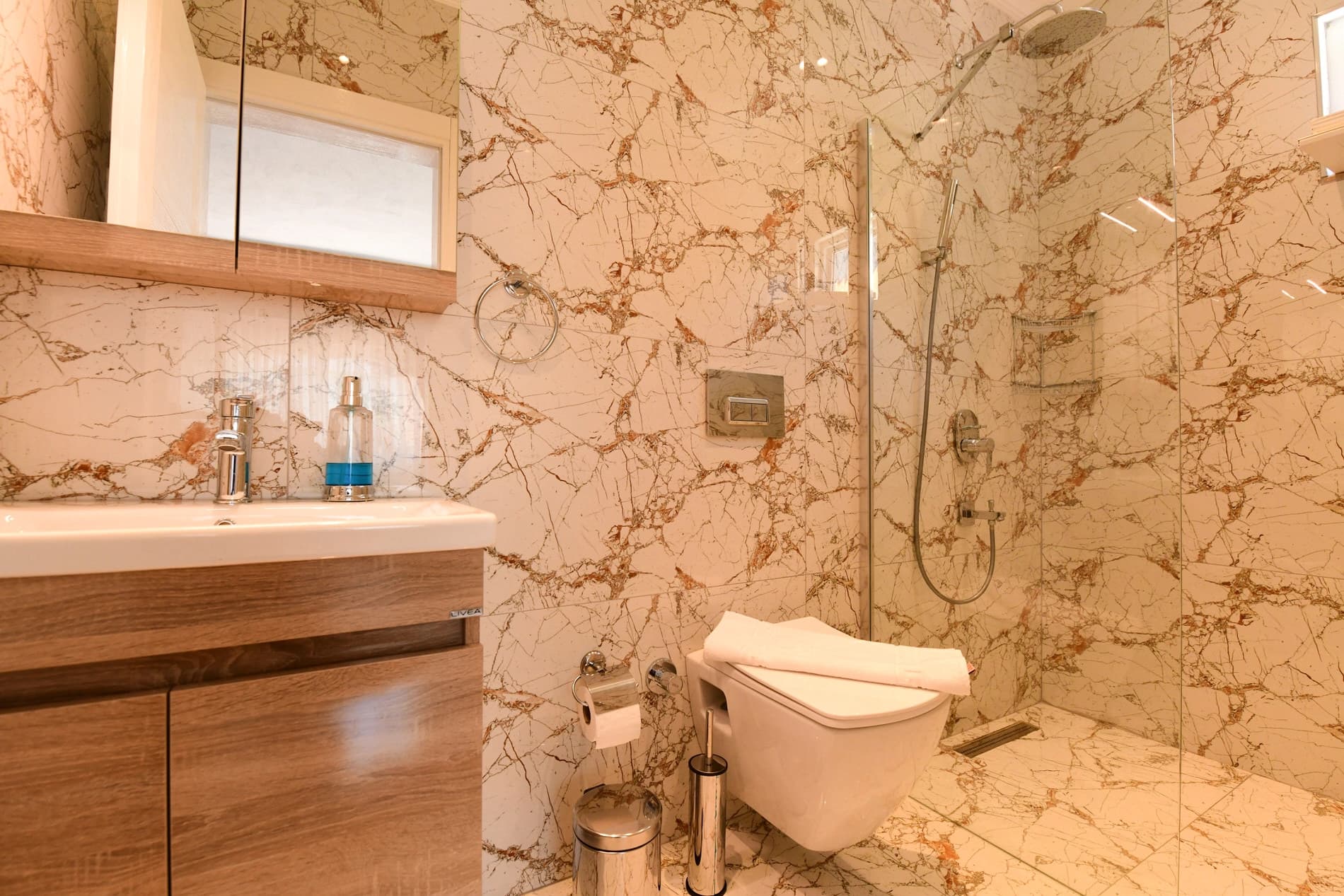 Villa Gıbrıs Korunaklı Havuz 39