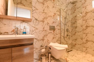 Villa Gıbrıs Korunaklı Havuz 39