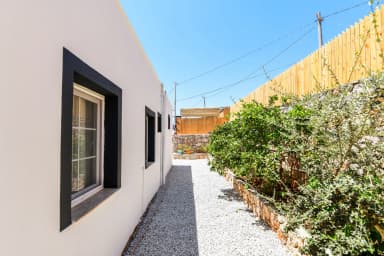 Villa Gıbrıs Korunaklı Havuz 71