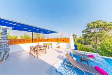 Villa Paşa Korunaklı Havuz 83