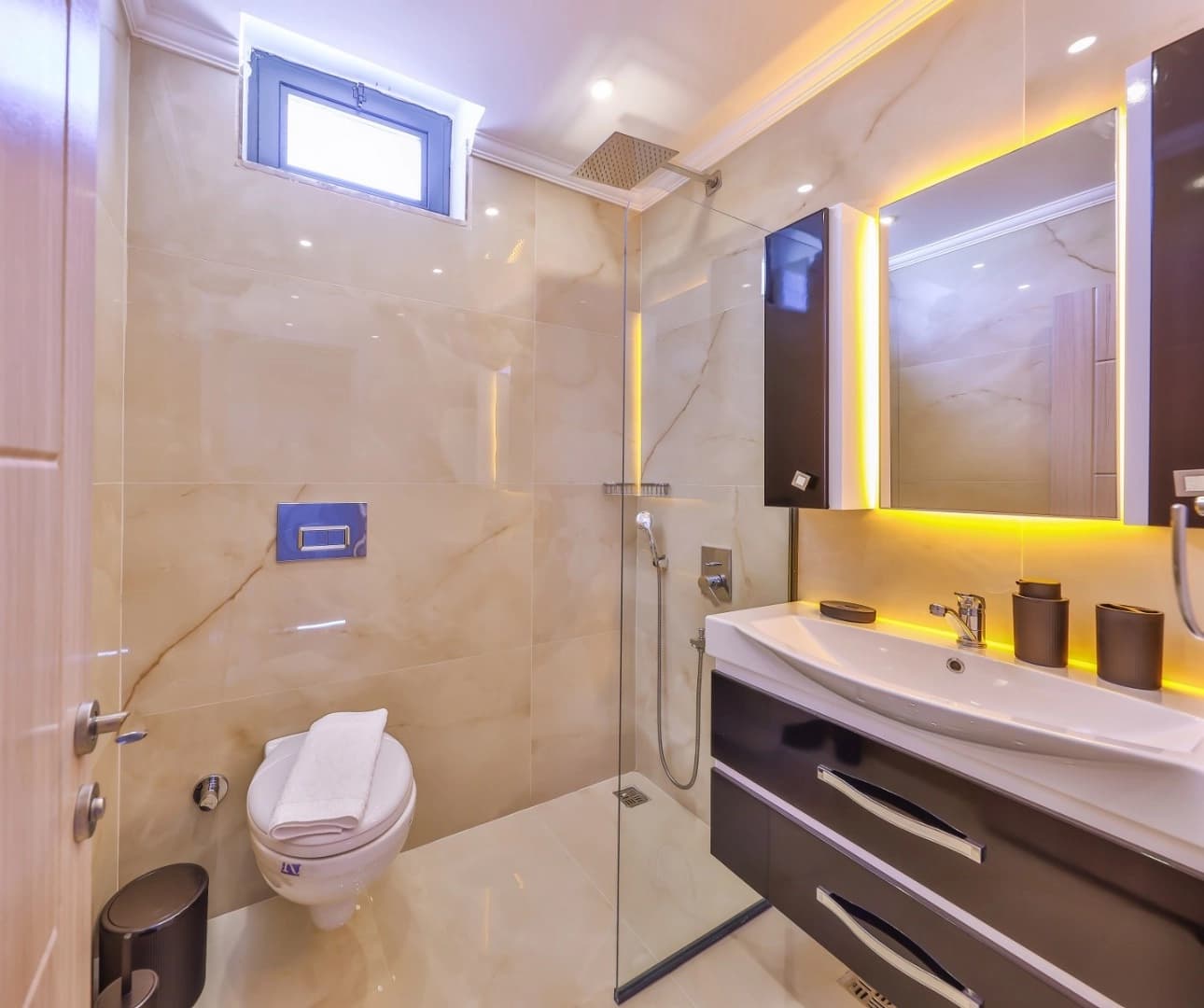 Villa Lalezar Çavdır 33