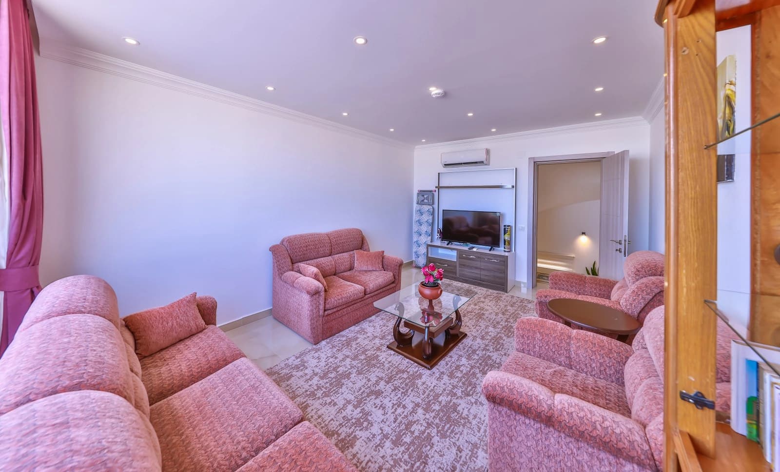 Villa Lalezar Korunaklı Havuz 46