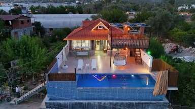 Villa Yörük Korunaklı Havuz 84