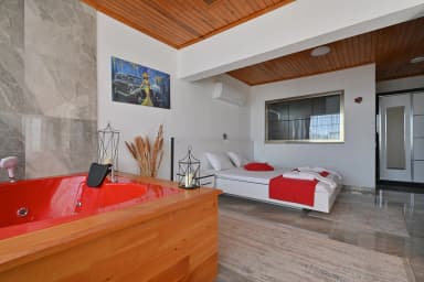 Villa Yörük Korunaklı Havuz 44