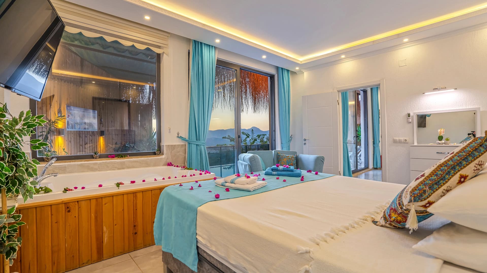 Villa Donna 2 Korunaklı Havuz 18