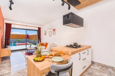 Villa Sheraton 1 Korunaklı Havuz 83