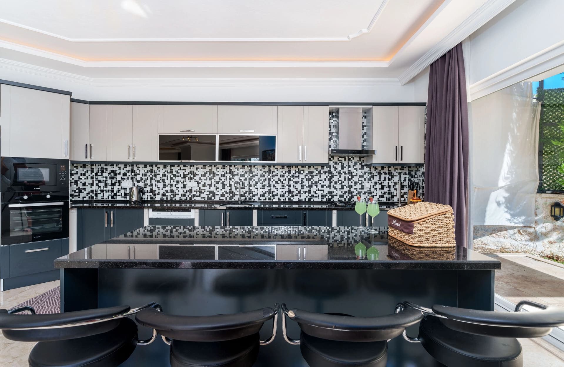 Villa Beyaz İslamlar Korunaklı Havuz 73