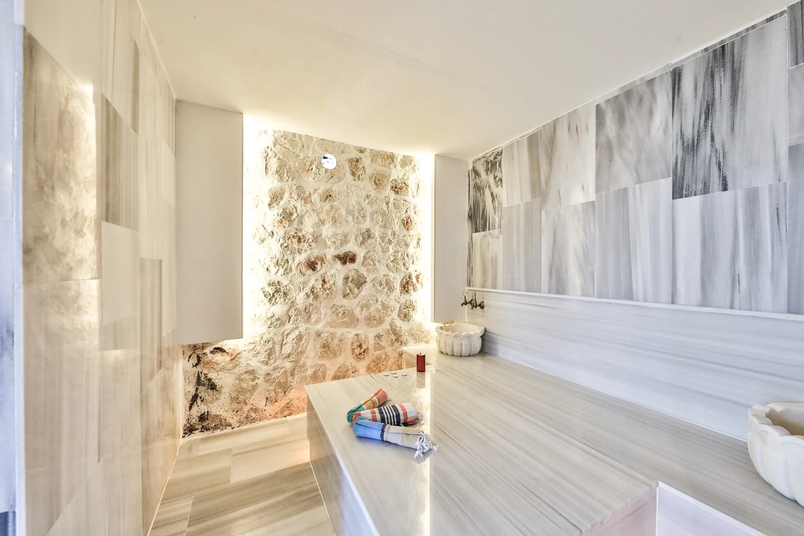 Villa Tan Üzümlü Korunaklı Havuz 97