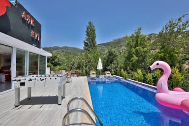 Villa Aşk Evi Korunaklı Havuz 44
