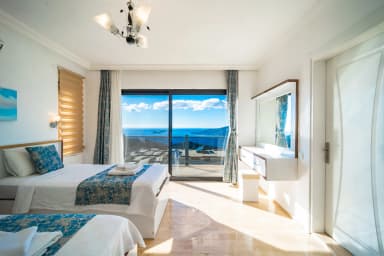 Villa April Özel Havuzlu 86