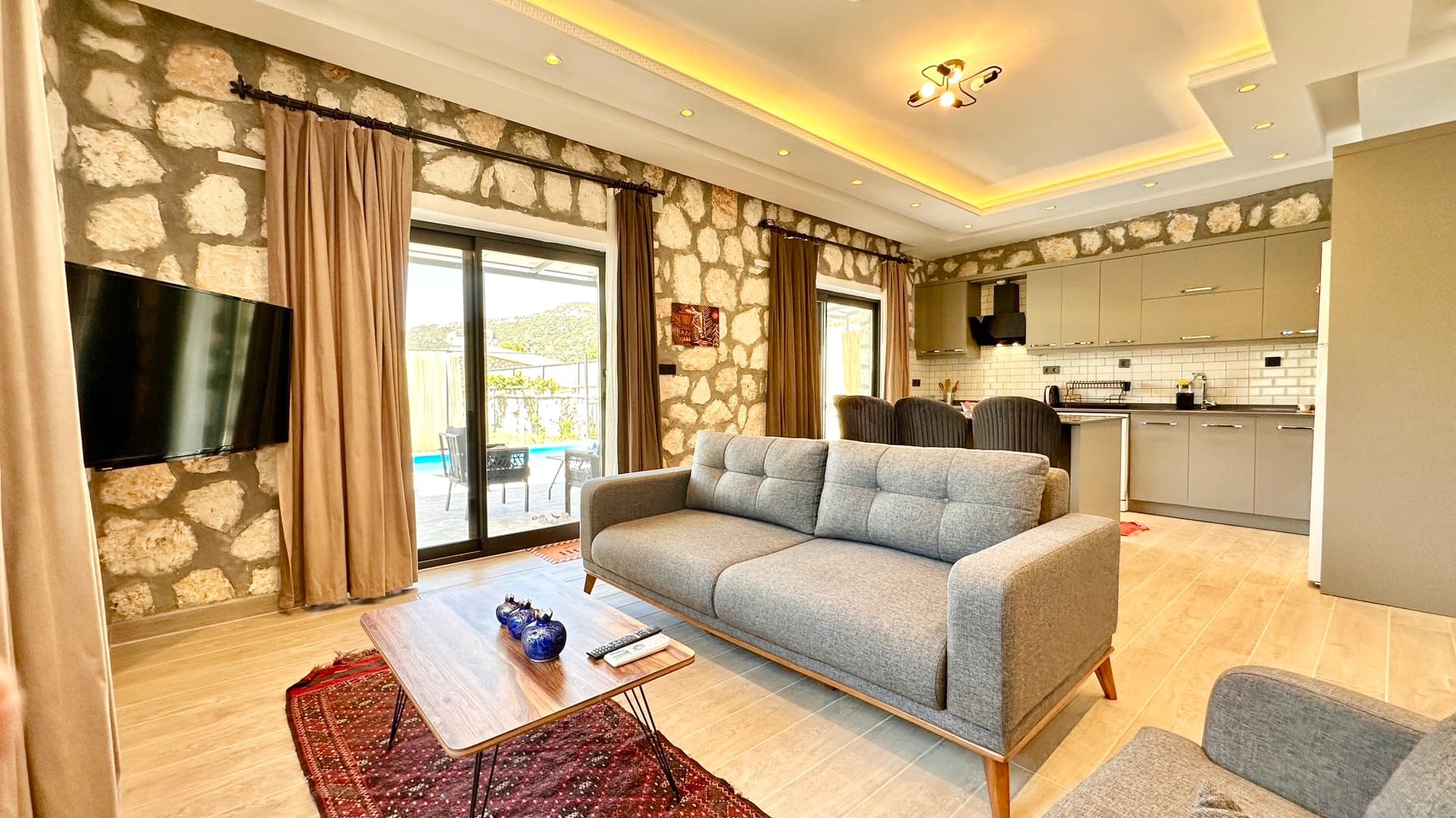 Villa Badem Çiçeği B Korunaklı Havuz 45