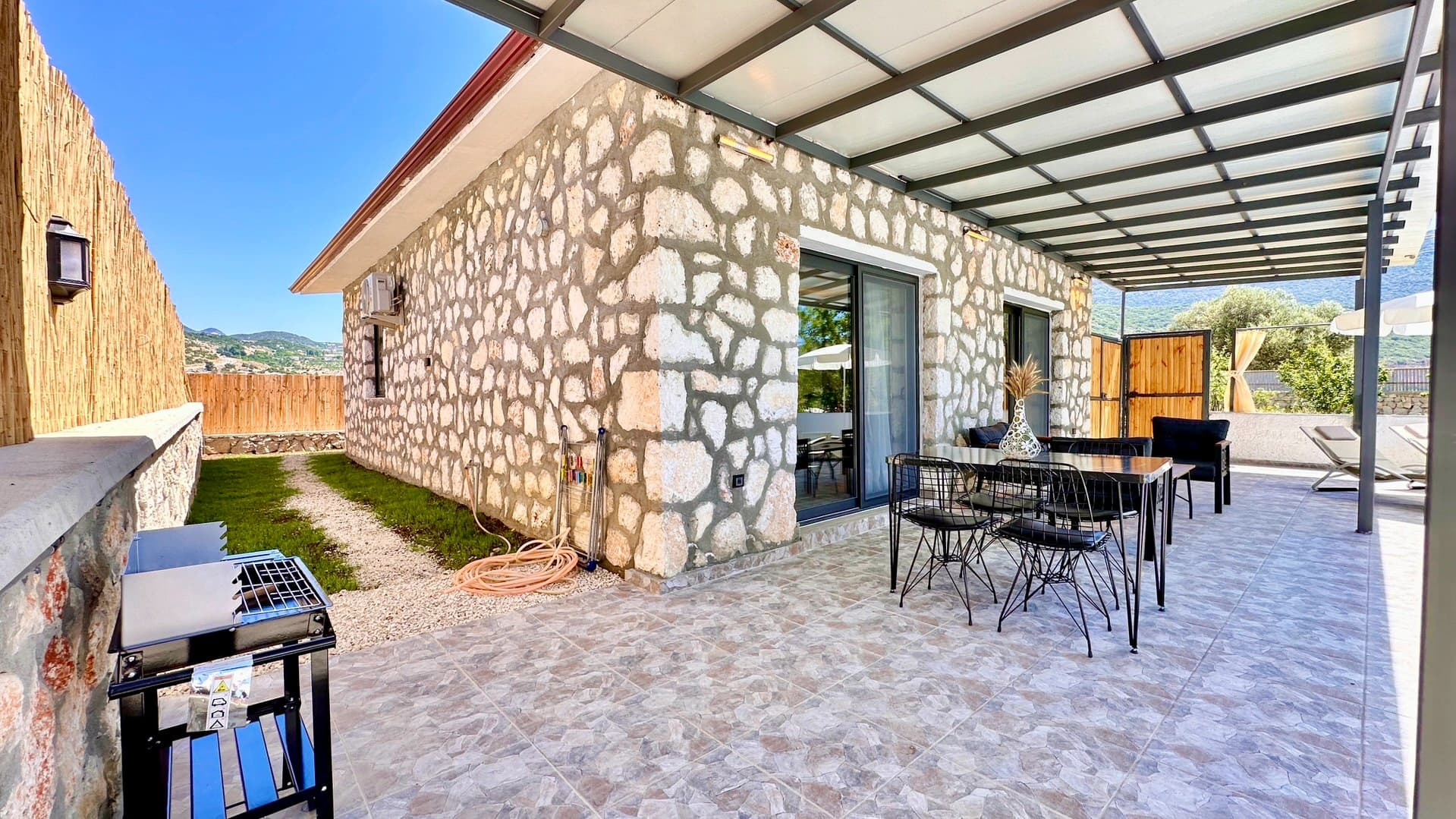 Villa Badem Çiçeği B Korunaklı Havuz 93