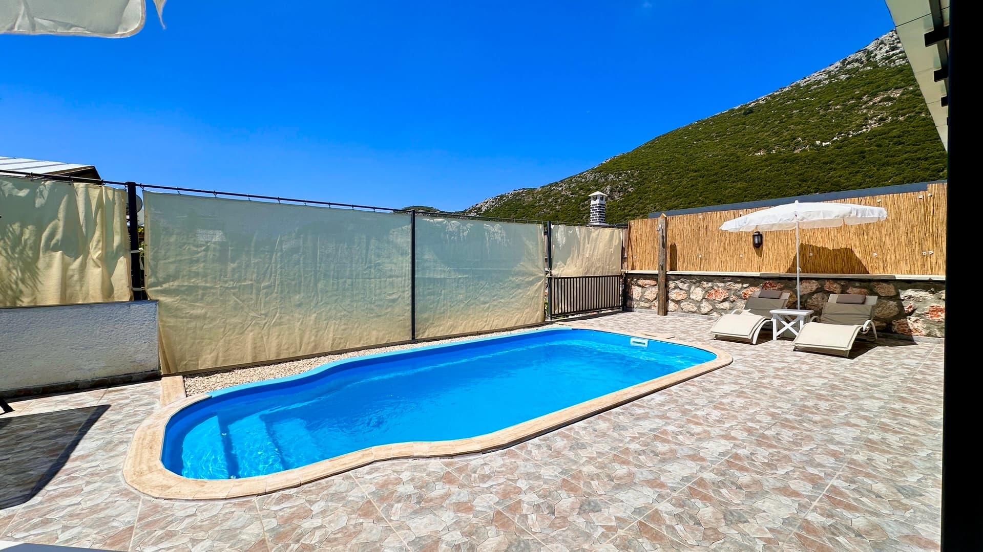 Villa Badem Çiçeği B Korunaklı Havuz 65