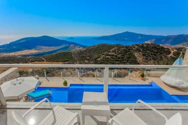 Villa Yüce 2 Korunaklı Havuz 59