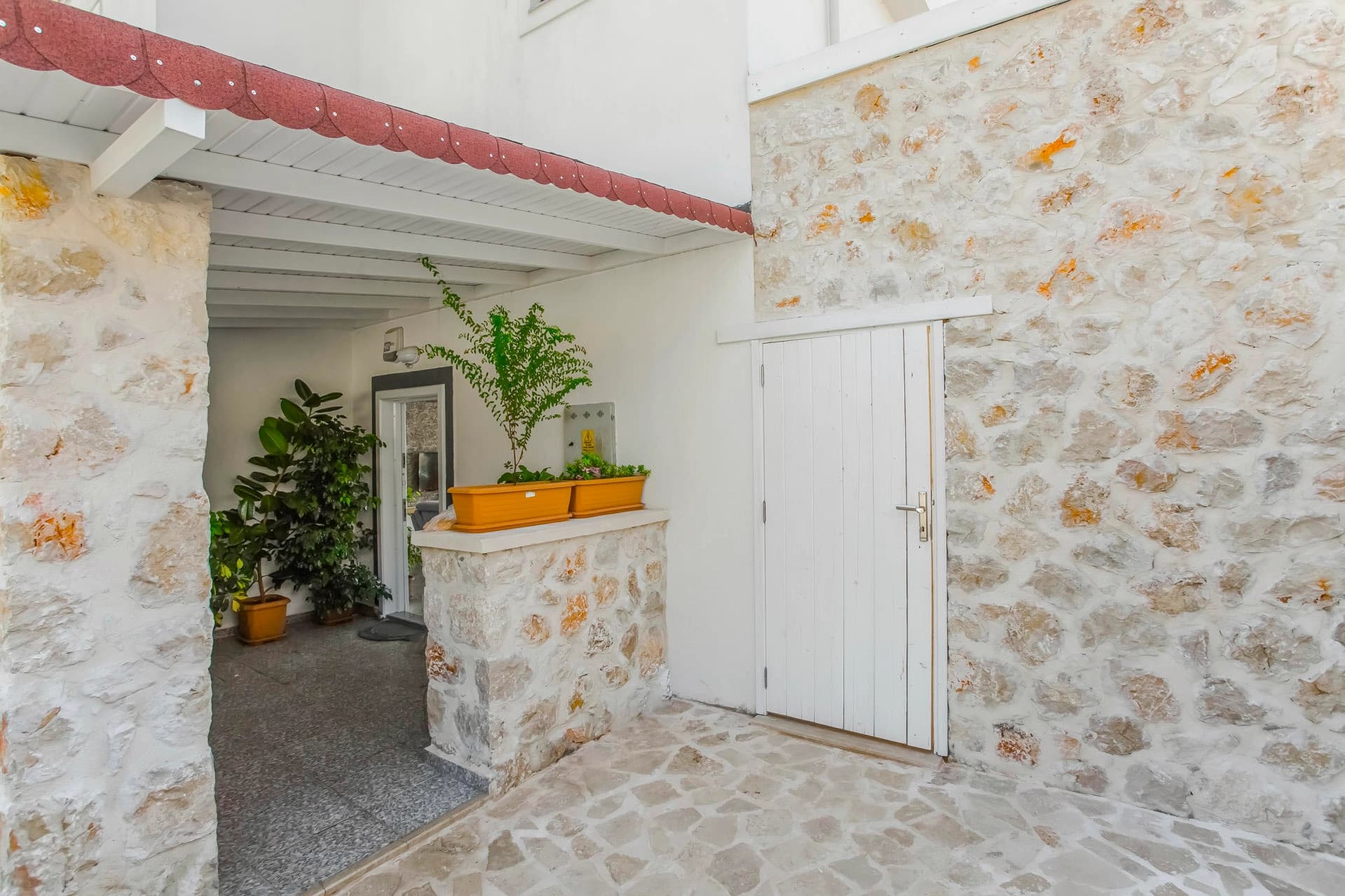 Villa Yüce 2 Korunaklı Havuz 51