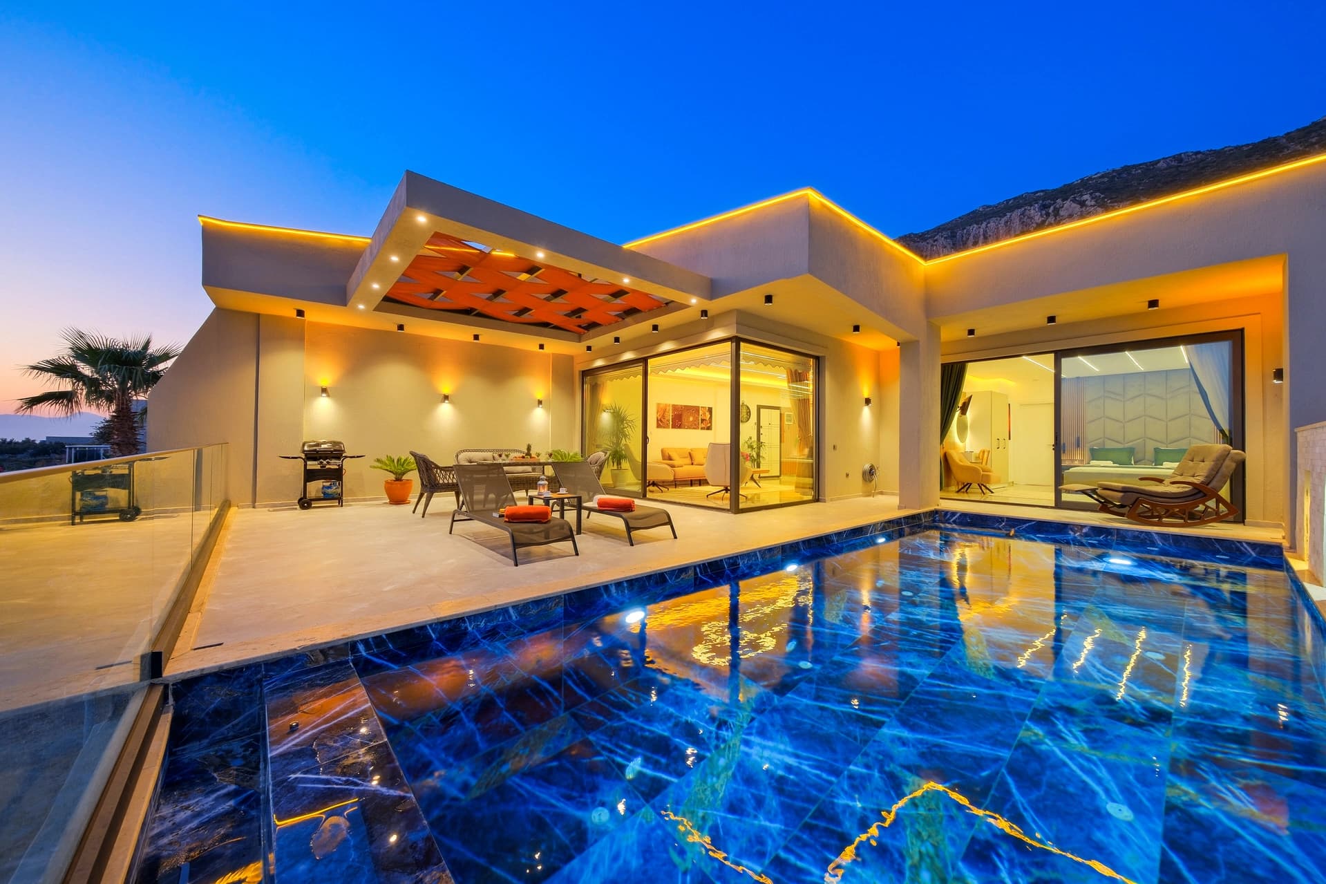 Villa Yüce 3 Isıtmalı Havuz 99