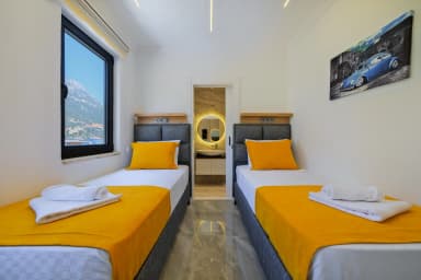 Villa Yüce 3 Isıtmalı Havuz 11