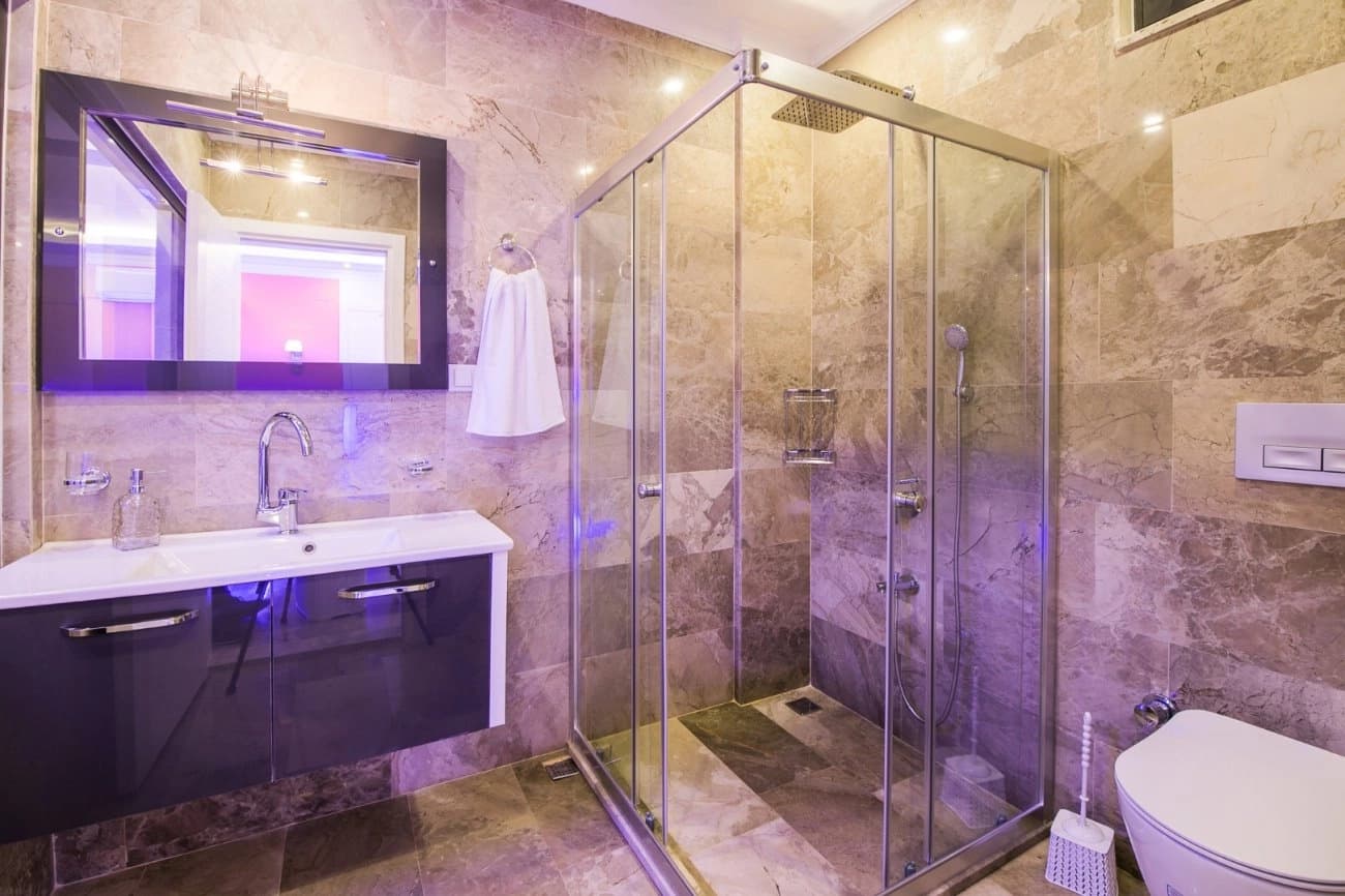 Villa Şakşuka Korunaklı Havuz 18