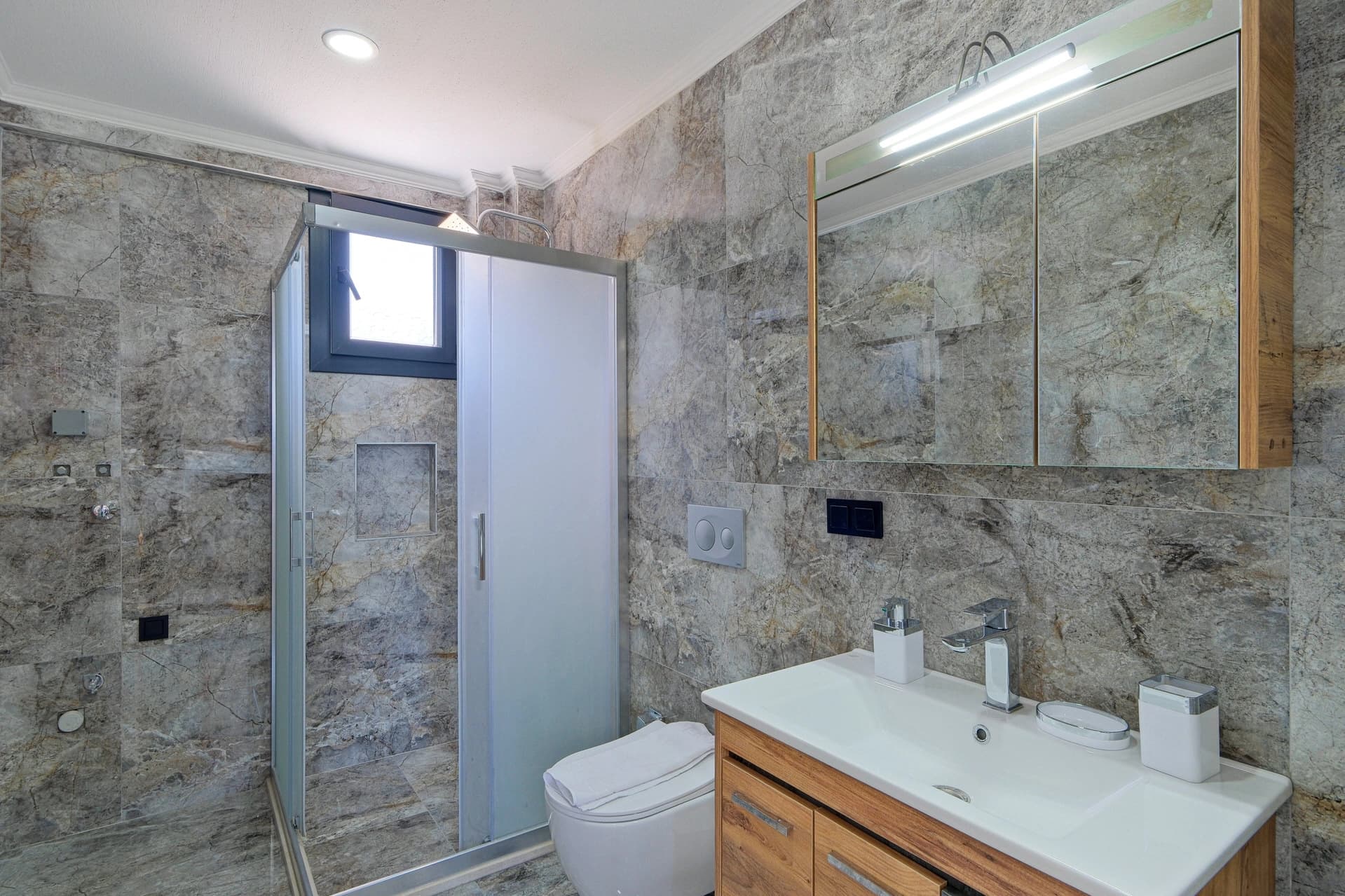 Villa Yakamoz 2 Korunaklı Havuz 90