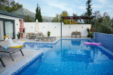 Villa Sefam Korunaklı Havuz 56