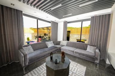 Villa Demirs Korunaklı Havuz 23