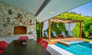 Villa Yakamoz İnlice Korunaklı Havuz 65
