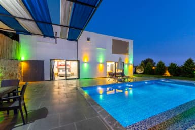 Villa Kürşat 1 Korunaklı Havuz 31