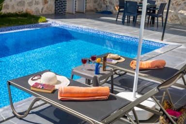 Villa Kürşat 1 Korunaklı Havuz 59