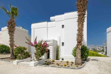 Villa Tennyson Özel Havuzlu 73