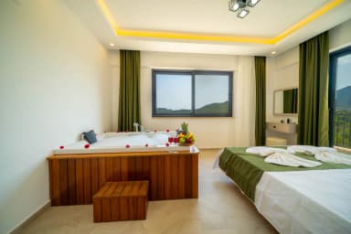 Villa Sül & Sar1 Korunaklı Havuz 83