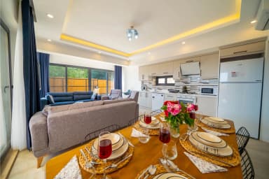 Villa Sül & Sar1 Korunaklı Havuz 75