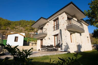 Villa Ada Suit  Korunaklı Havuz 32