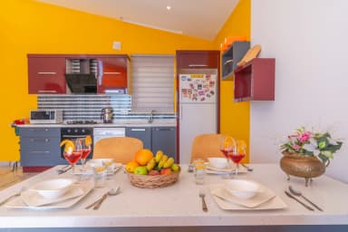 Villa Zümrüt  Korunaklı Havuz 24