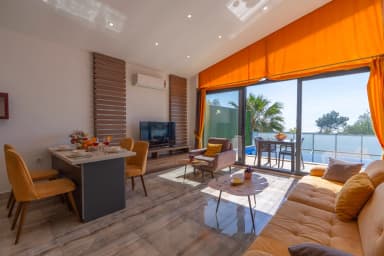 Villa Zümrüt  Üzümlü 45