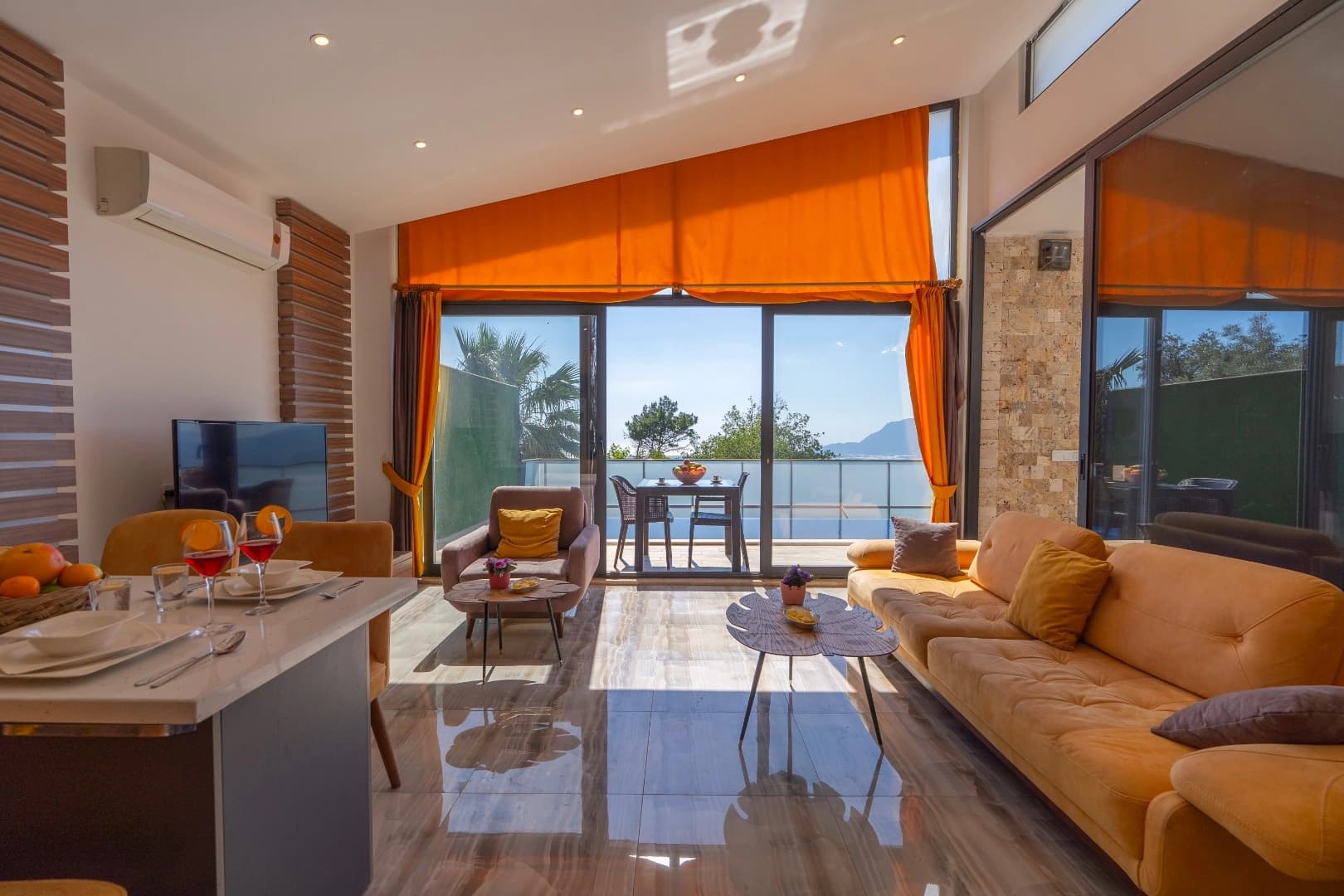 Villa Zümrüt  Korunaklı Havuz 52