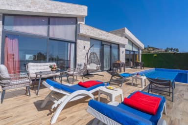 Villa Zümrüt  Üzümlü 23