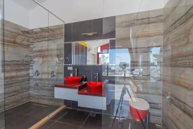 Villa Zümrüt  Korunaklı Havuz 46