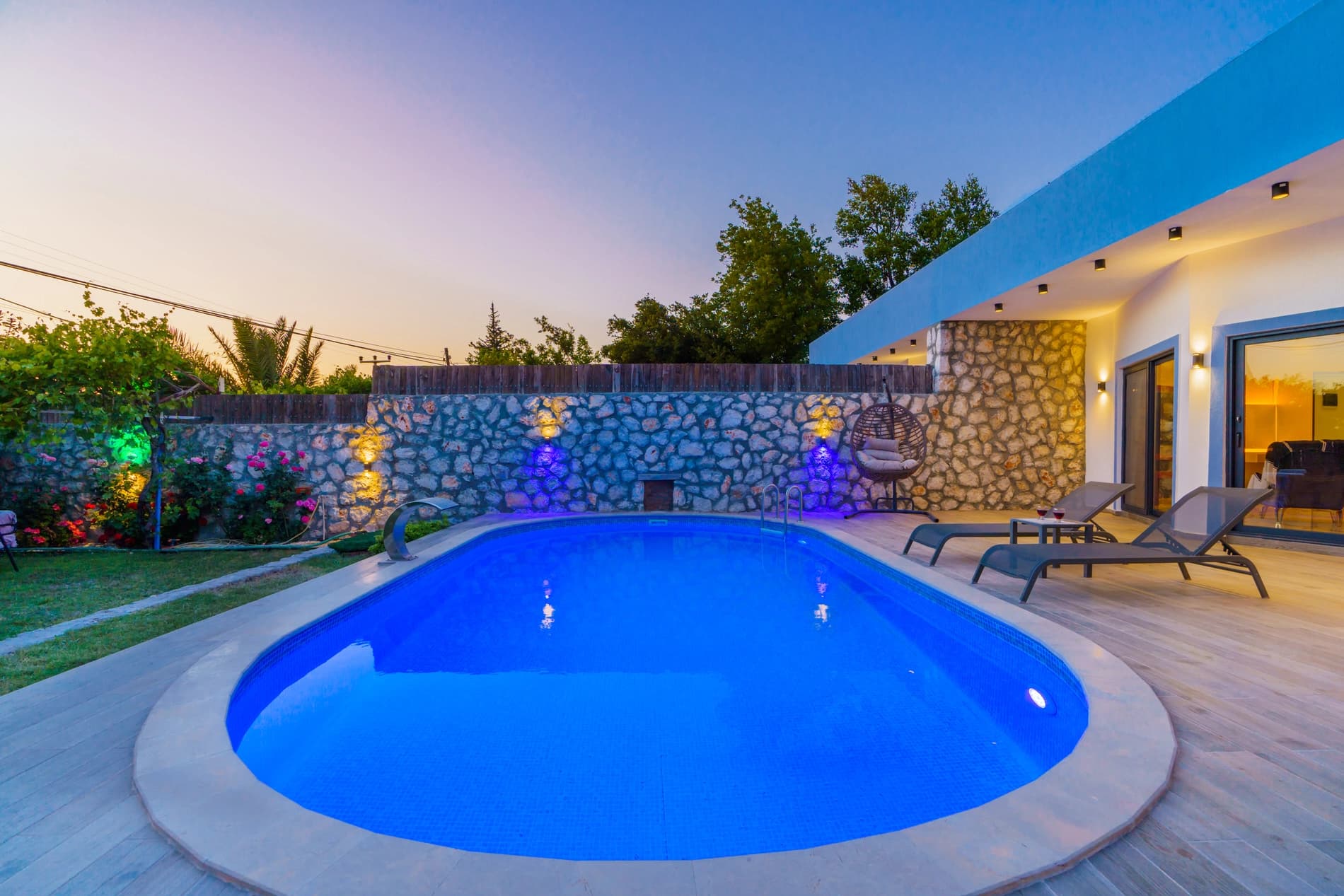 Villa Yek Korunaklı Havuz 82