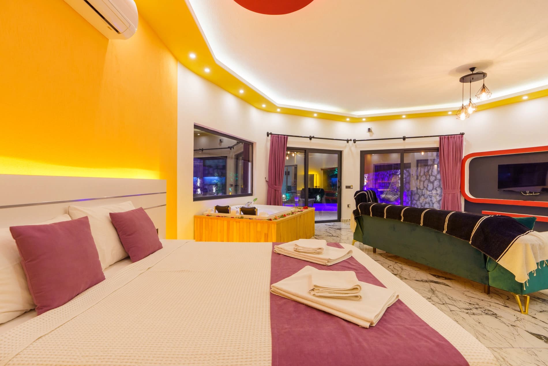 Villa Yek Korunaklı Havuz 48