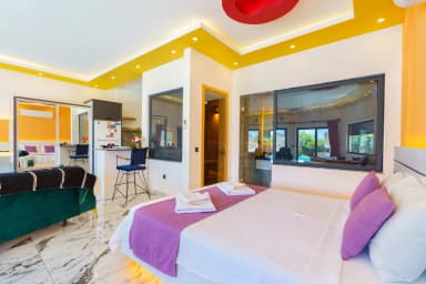 Villa Yek Korunaklı Havuz 56