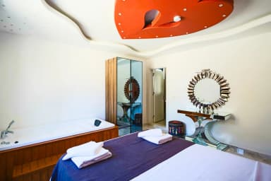 Villa Gümüş Korunaklı Havuz 78