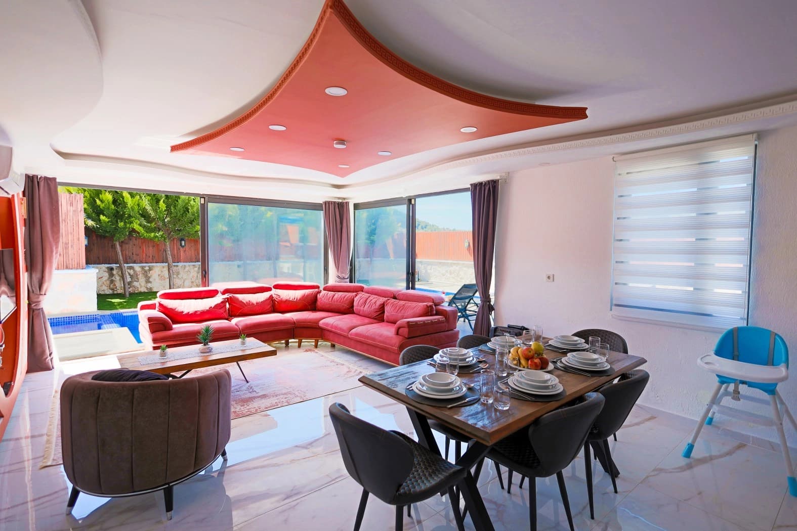 Villa Gümüş Korunaklı Havuz 36