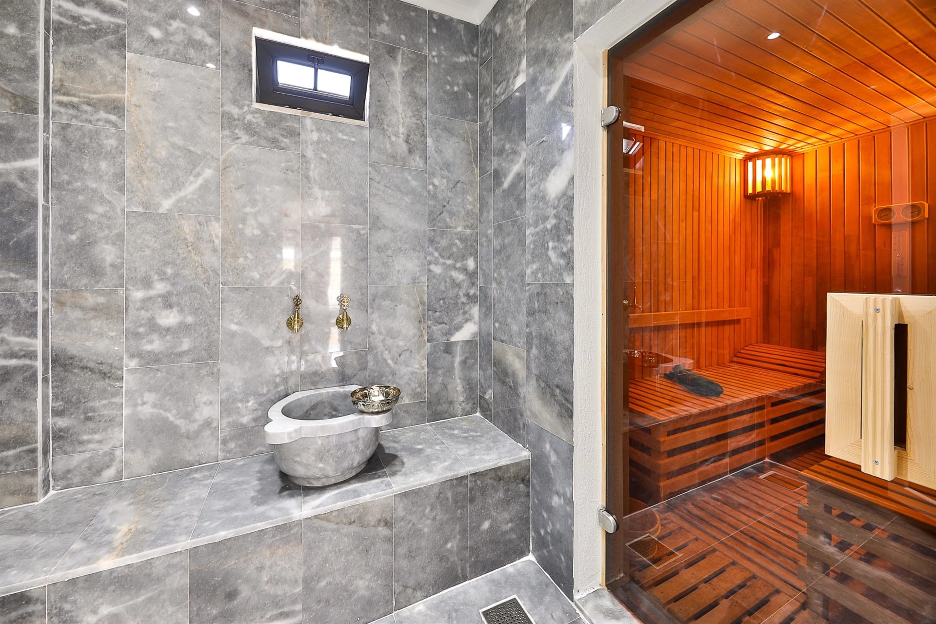 Villa Tayyar Korunaklı Havuz 45