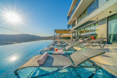 Villa Grey Falcon Kalkan 55