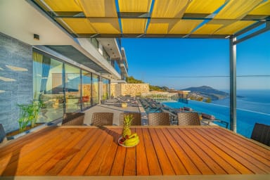 Villa Grey Falcon Kalkan 83