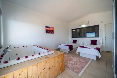 Villa Kayacan Korunaklı Havuz 60