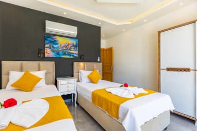 Villa Lidya Korunaklı Havuz 24